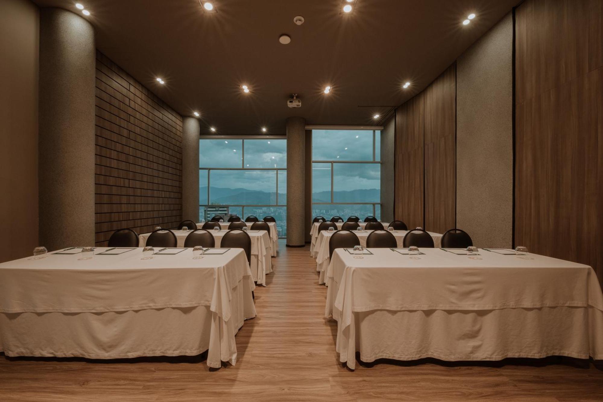Binn Hotel Medellin Exterior photo